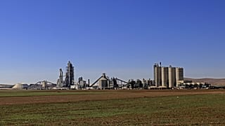 Paris mahkemesi, Lafarge'ın 'insanlığa karşı suçlar'dan yargılanamayacağına hükmetti