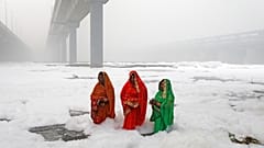 Waten im Gift: "Sehr ungesunde" Verschmutzung in Neu-Delhi