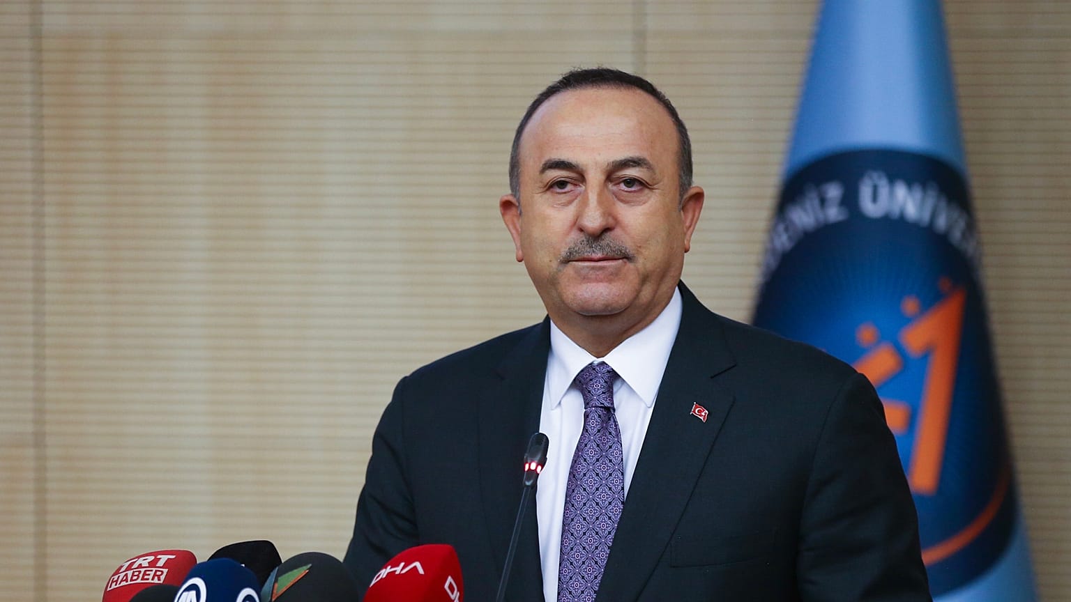 Çavuşoğlu'ndan iddialara tepki: Hesabını veremeyeceğim hiçbir davranışta bulunmadım