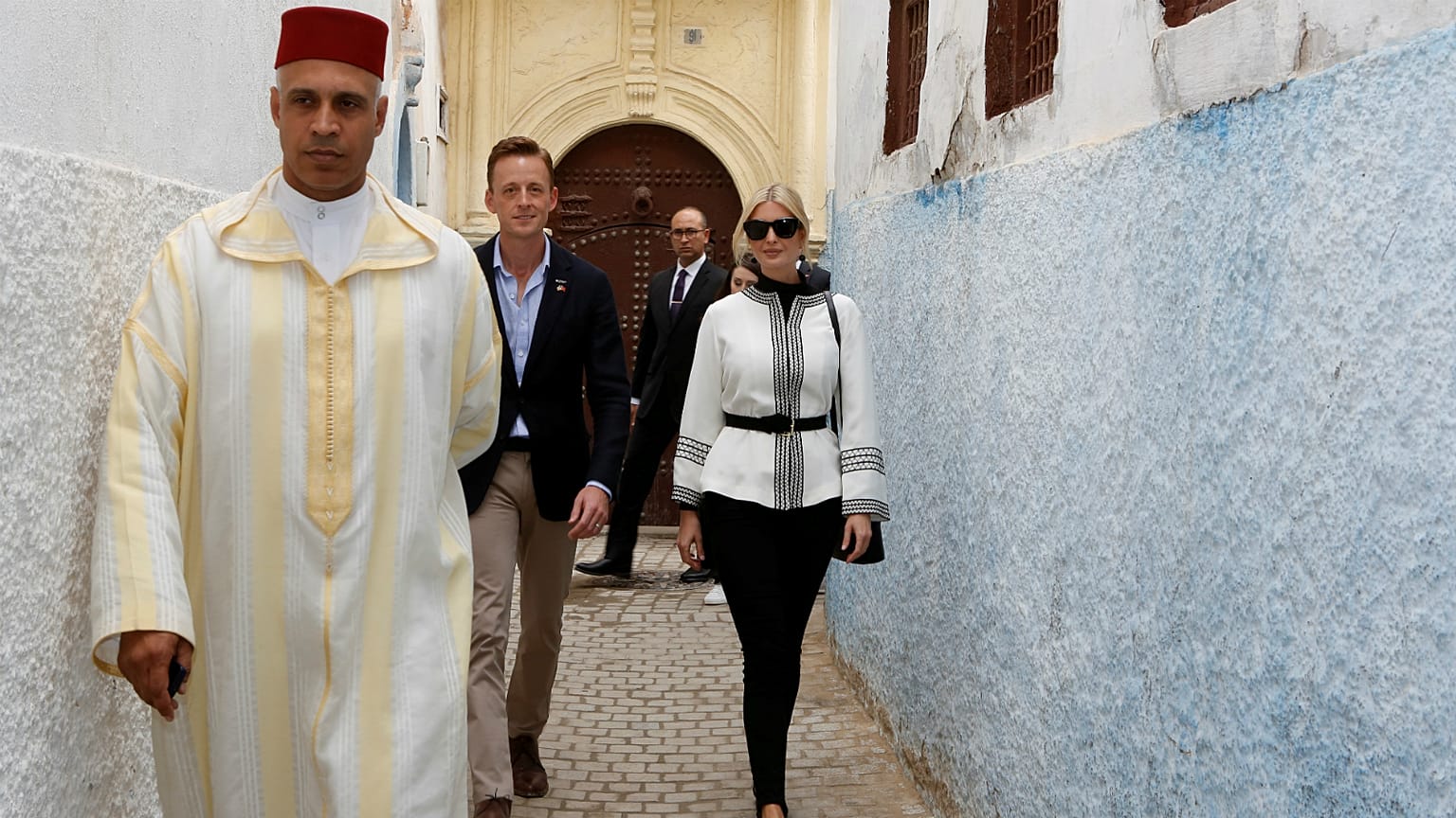 إيفانكا ترامب وشون كيرنكروس الرئيس التنفيذي لشركة ميلينيوم تشالينج في الرباط- أرشيف رويترز