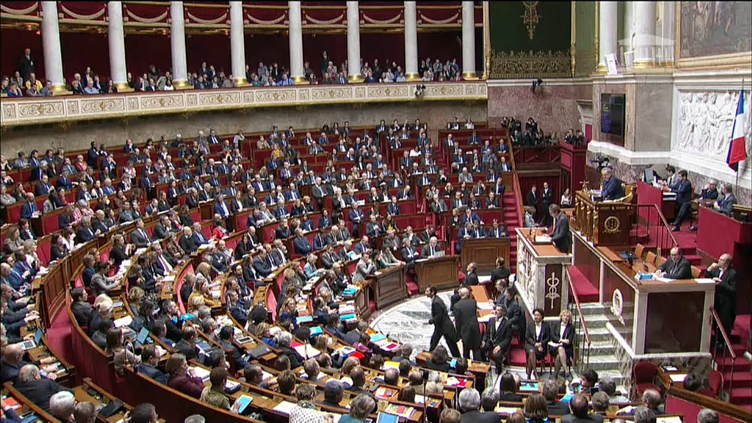 En France, une marche "contre l'islamophobie" sur fond de polémique