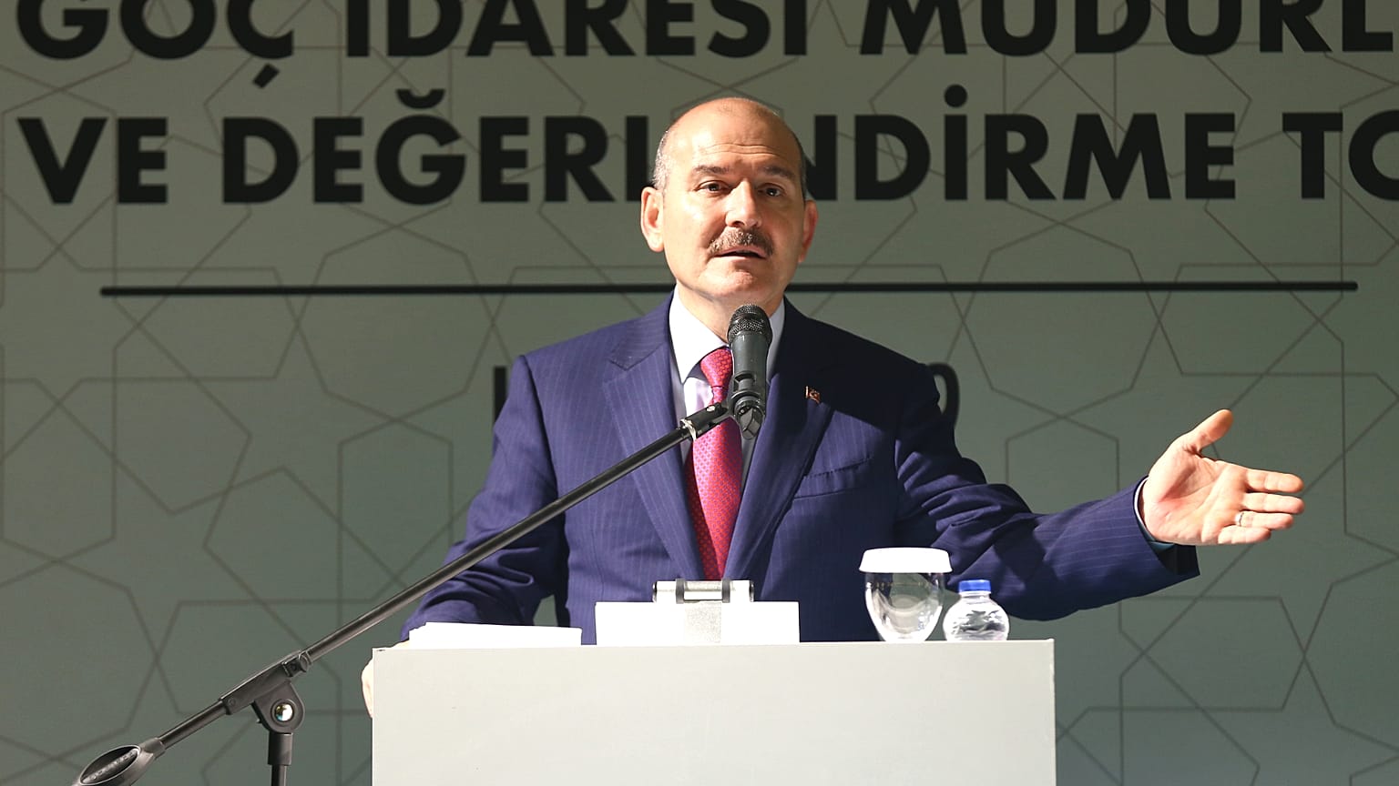 Süleyman Soylu: Yakalanan IŞİD üyelerinin iadesi pazartesi günü başlıyor