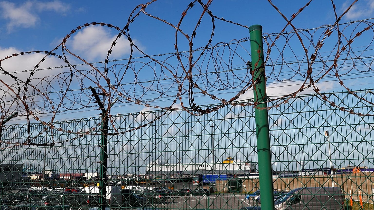Εξαπλάσια του Τείχους του Βερολίνου αυτά που έχει υψώσει η Ευρώπη από το 1989