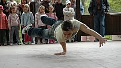 La OMS recomienda por primera vez incluir el arte y la cultura en los sistemas sanitarios