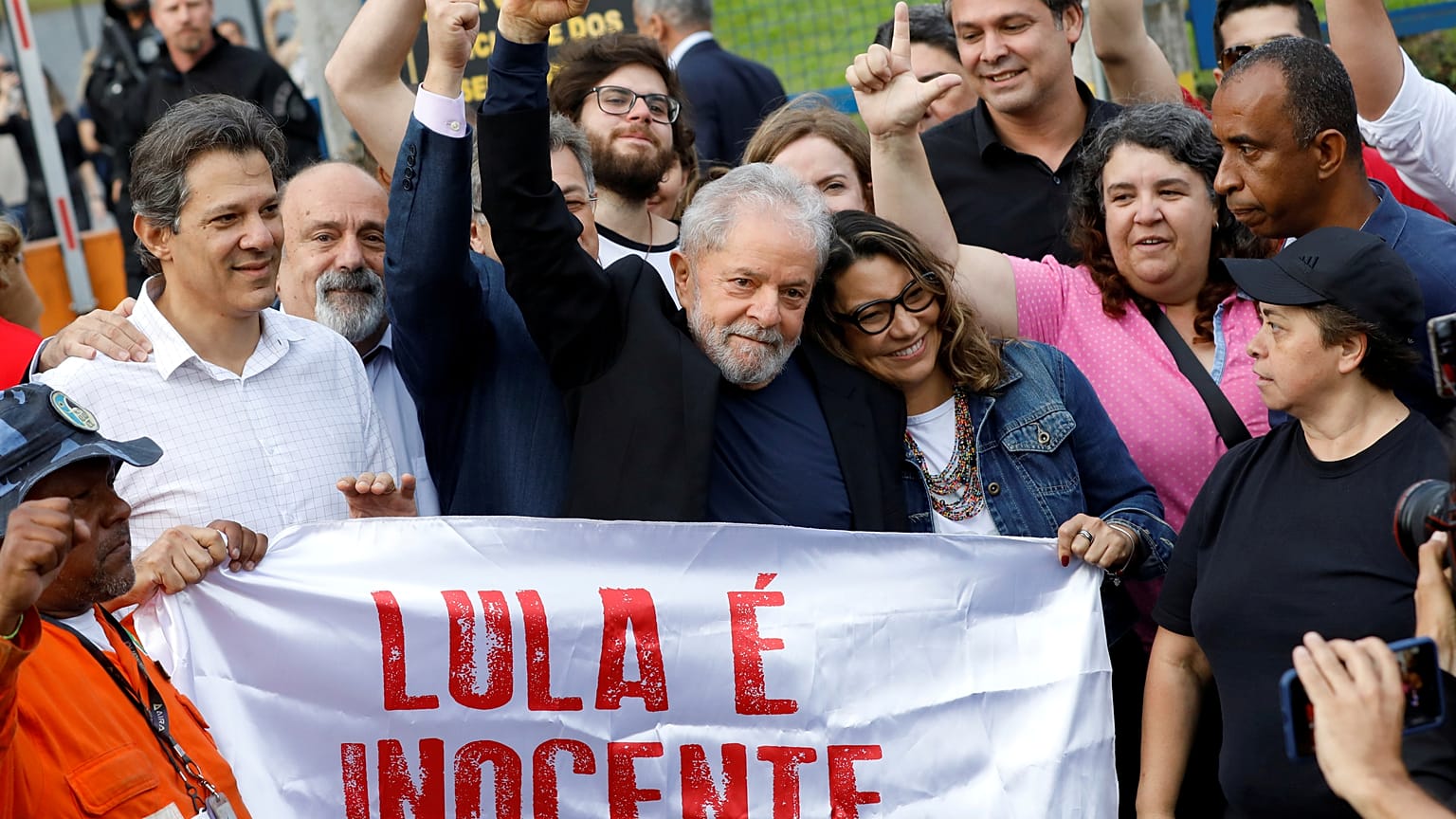 Lula ist frei und ruft zu Protesten auf