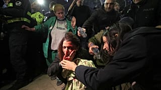 جورجيا: توقيف 25 شخصاً في اشتباكات مع مناهضي عرض فيلم عن المثلية