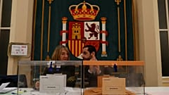 Mesa de voto em Madrid