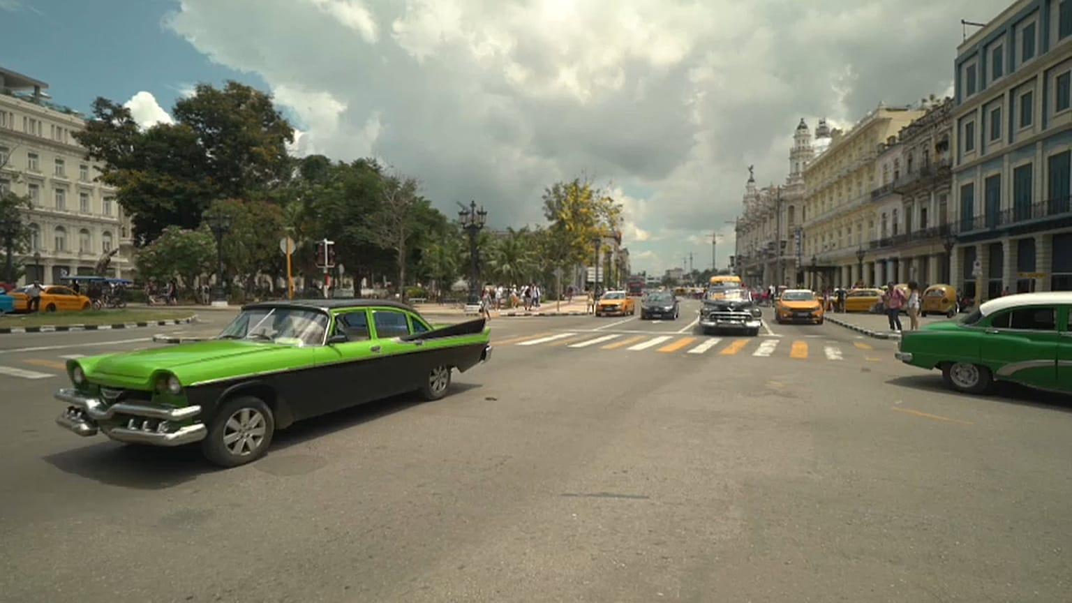 Esperando a los reyes de España en Cuba