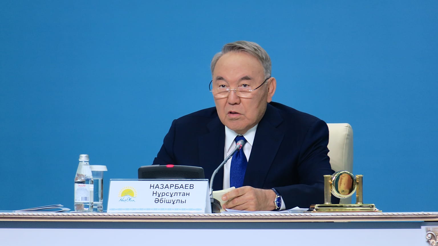 Eski Kazakistan lideri Nazarbayev, Putin-Zelenskiy zirvesi için arabuluculuk yapıyor