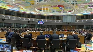 Συμβούλιο Άμυνας στον απόηχο των δηλώσεων Μακρόν
