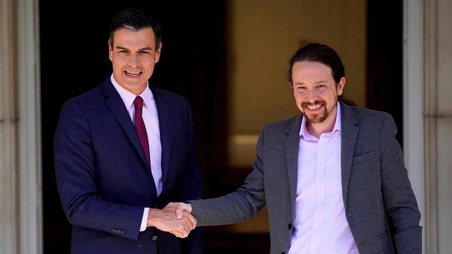 Pedro Sanchez ve Pablo Iglesias