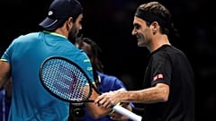 ATP Finals: Berrettini battuto da Federer