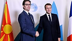 Macron complica l'accesso dei Balcani alla Ue: un fidanzamento infinito per evitare le nozze