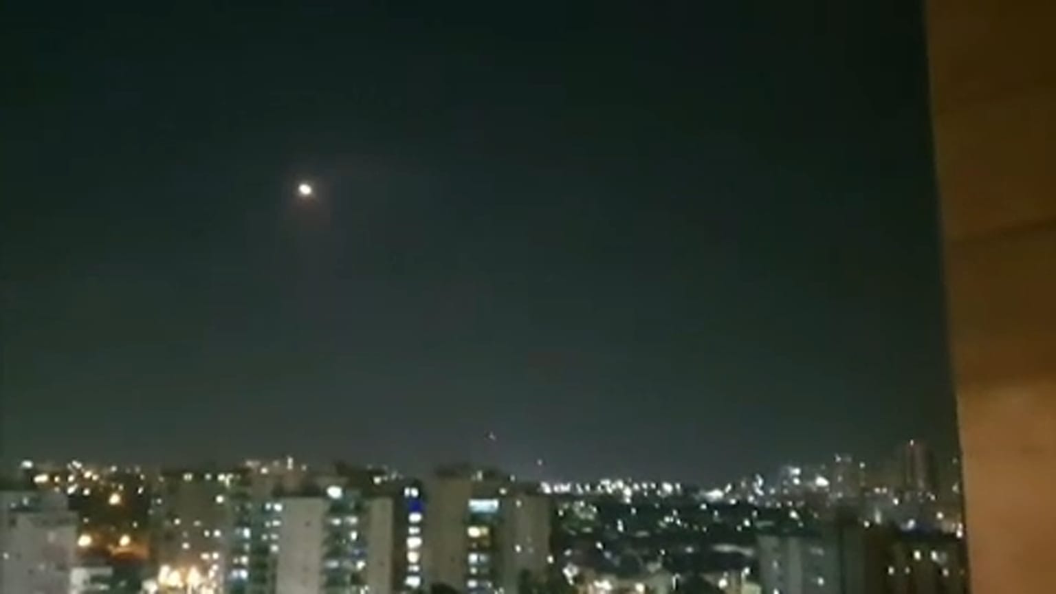 وزارة الصحة: ارتفاع عدد القتلى الفلسطينيين في الغارات الإسرائيلية على غزة إلى 22
