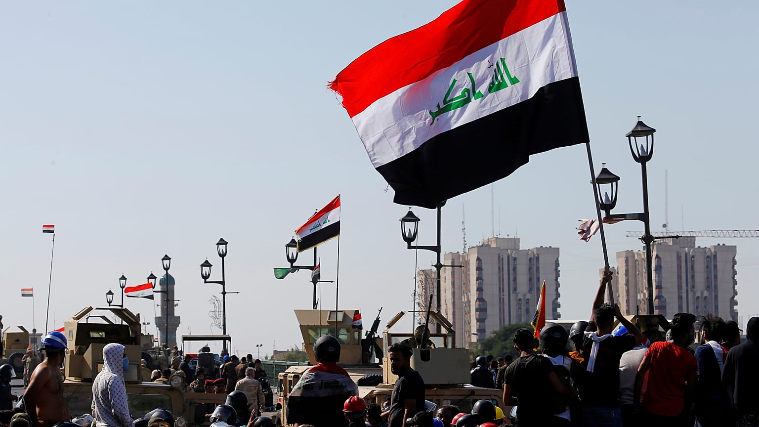 الاحتجاجات تستعيد زخمها في العراق وتواصل الضغط على السلطات