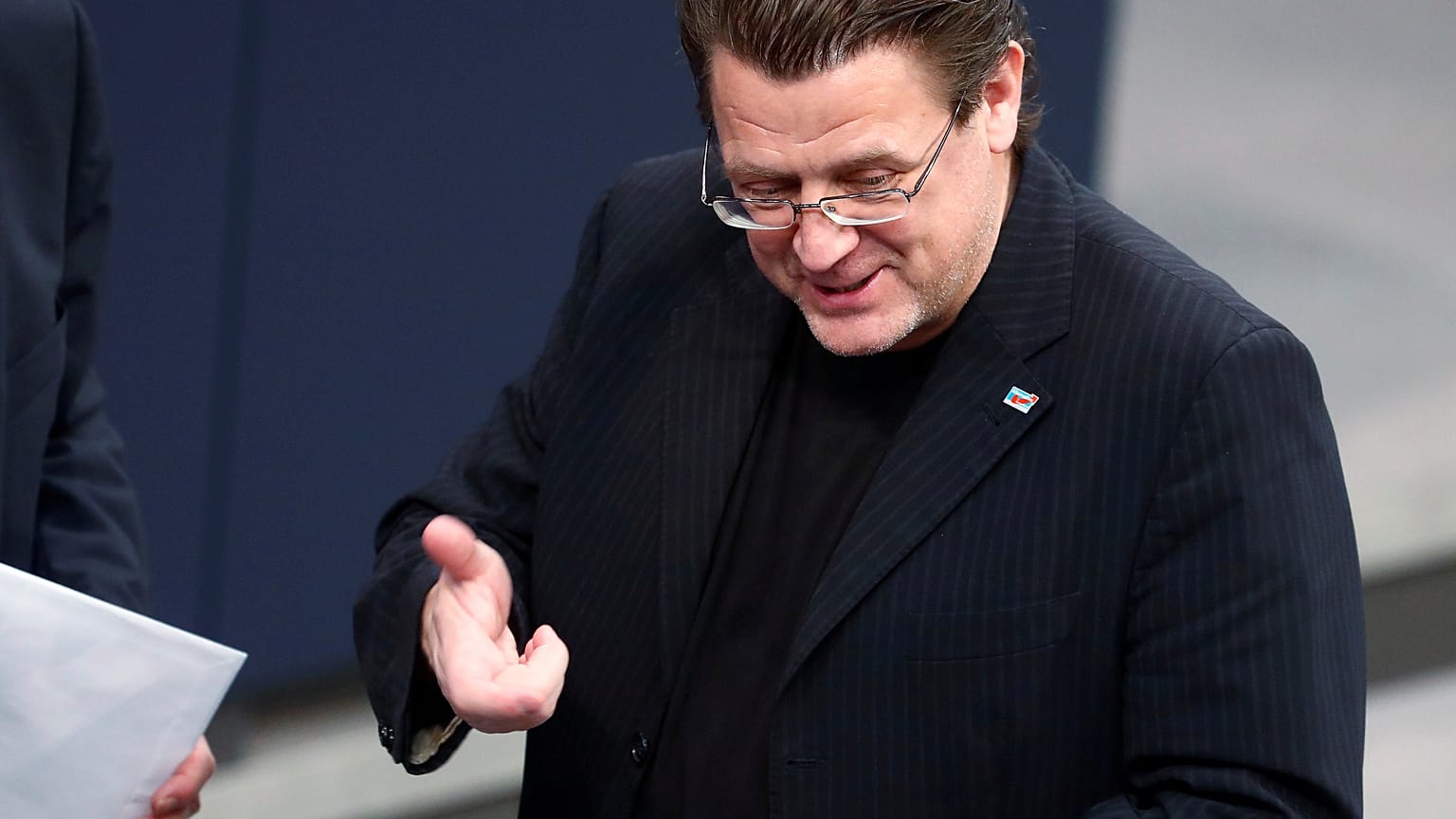 "Schon wieder doofe Fragen" Trotz Brandner spottet die AfD - 10 Tweets