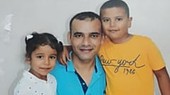 Ahmet Burhan Ataç, babası ve kardeşi 
