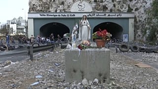 Strade, scuole e banche chiuse in Libano