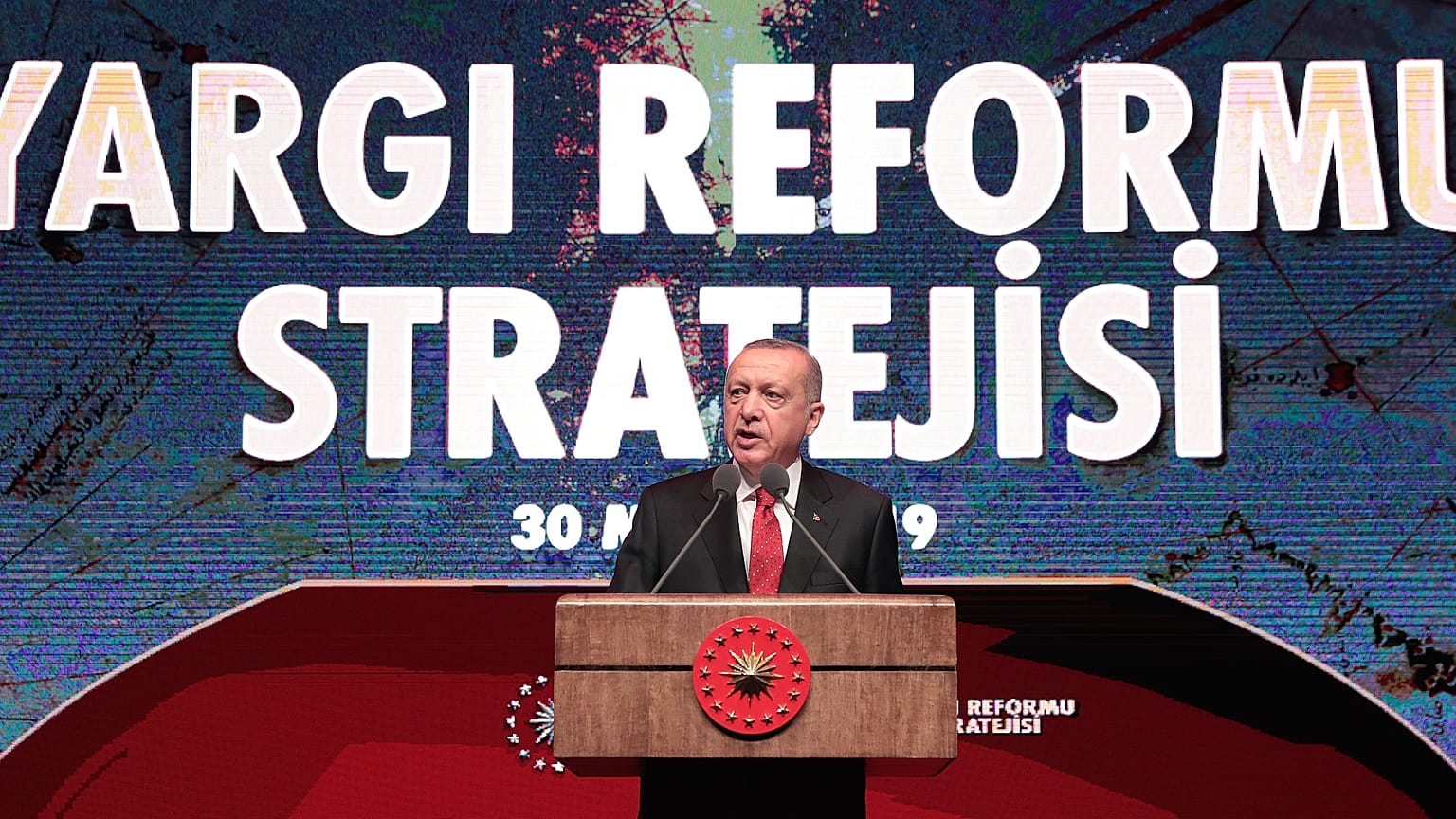 Cumhurbaşkanı Erdoğan yargı reformu stratejisini açıkladı