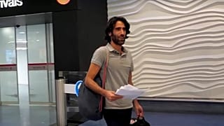 Έφτασε στη Νέα Ζηλανδία ο «συγγραφέας του WhatsApp»
