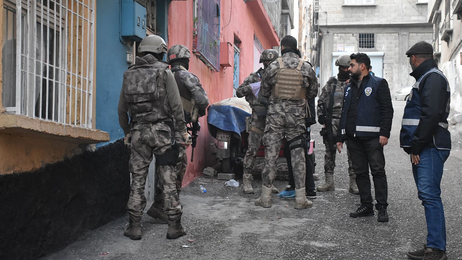 HDP’li 4 belediye başkanı gözaltına alındı