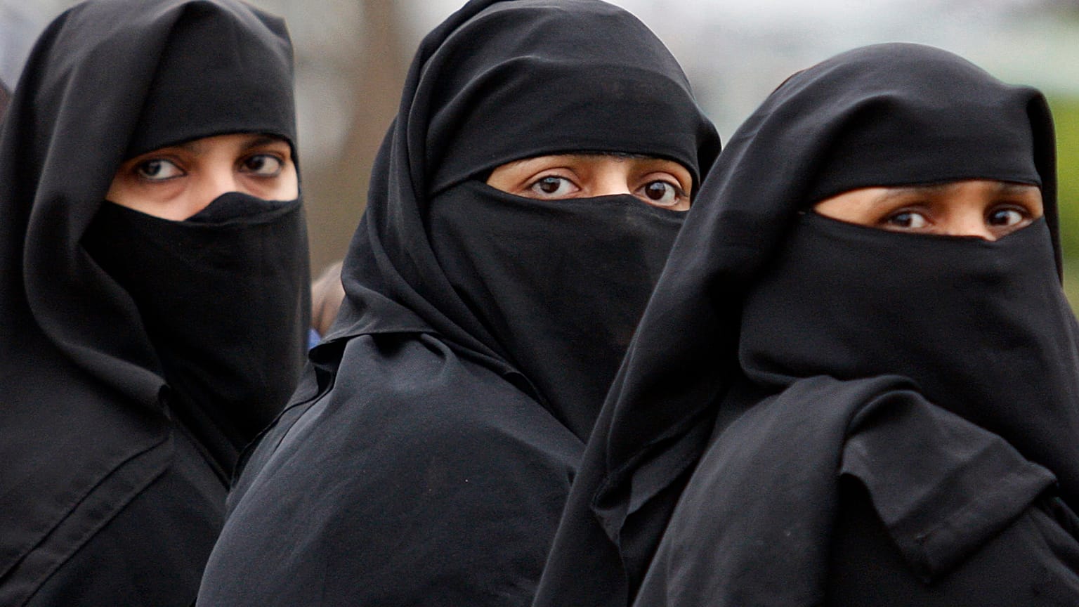 القضاء الأمريكي يرفض طلب تجنيس جهادية في تنظيم الدولة 