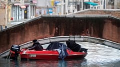 A maré voltou a subir em Veneza