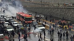 Internet down. Iraniani isolati, durante la rivolta della benzina