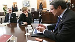 Κυπριακό: Πυρετός διαβουλεύσεων εν όψει Βερολίνου