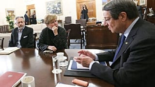 Κυπριακό: Πυρετός διαβουλεύσεων εν όψει Βερολίνου