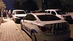 İzmir'de cezaevinden izinli çıkan kişi sevgilisi olduğu iddia edilen kadını öldürüp intihar etti