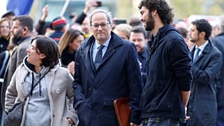 Catalan regional leader Quim Torra (C) arrives to appear before a judge at the High Court of Justice of Catalonia in Barcelona, Spain, November 18, 2019. 