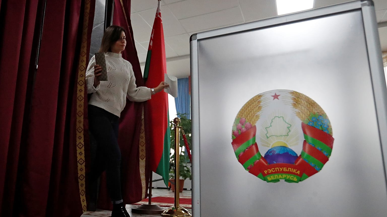 Λευκορωσία¨¨: Σάρωσε ο ¨Λουκασένκο στις βουλευτικές εκλογές 