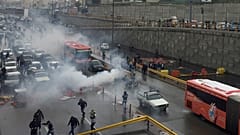 İran'da benzin zammı protestoları