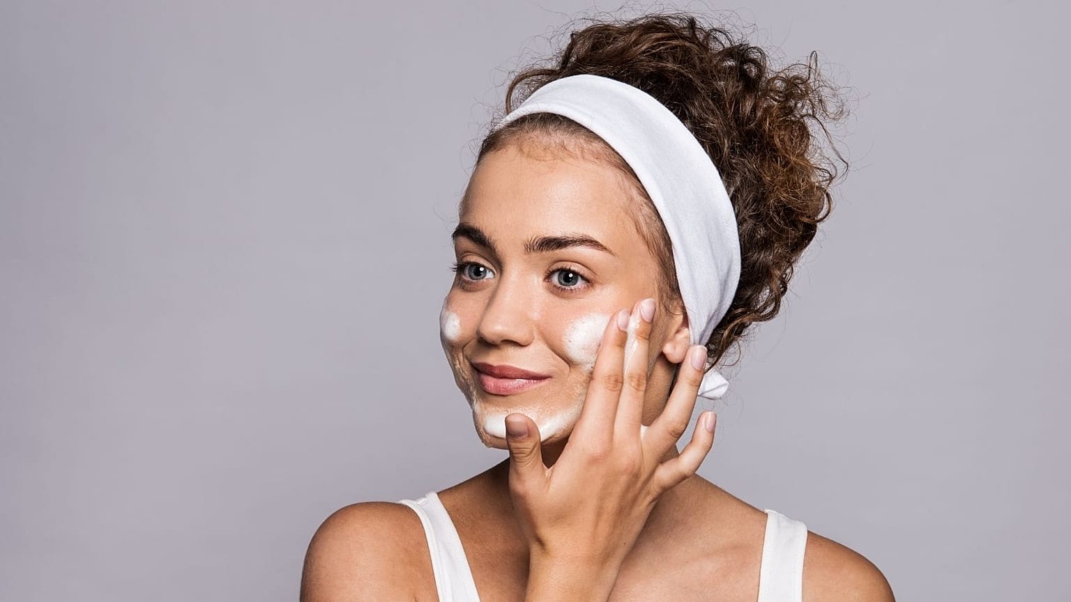 Eco-friendly products to nourish the skin during winter.