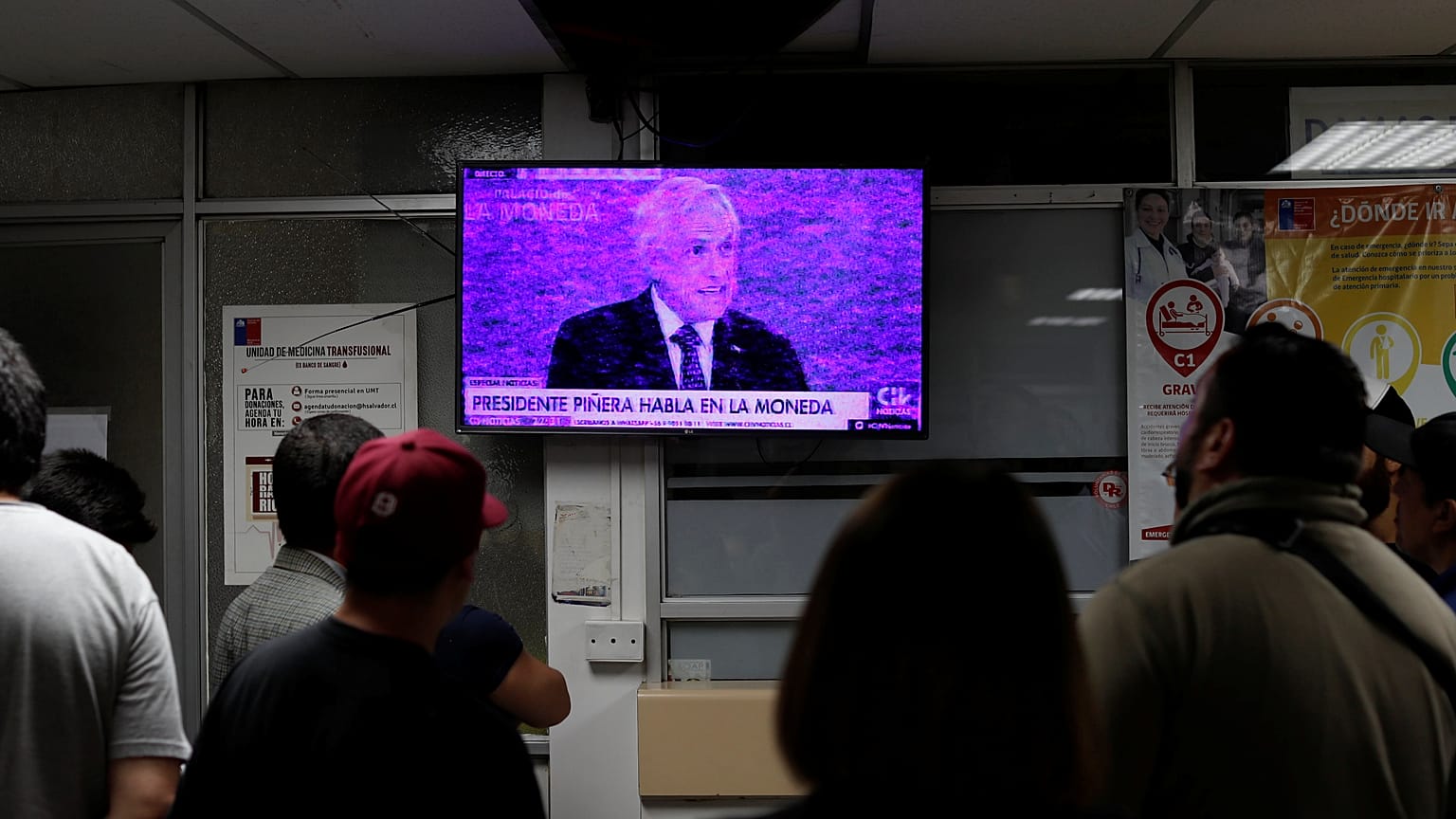 Piñera reconoce "uso excesivo de la fuerza" en Chile por primera vez y promete Justicia