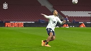 Das ist ja wohl...die Höhe! Rodri und Bayerns Thiago zaubern