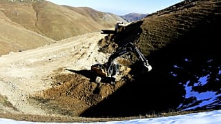 Tahrip edilen '12 bin yıllık Dipsiz Göl' sit alanı ilan edilecek