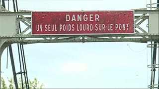 France : le poids du camion en cause dans l'effondrement meurtrier du pont à Mirepoix-sur-Tarn