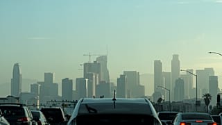 Kaliforniya eyaleti ile ABD Başkanı Trump arasında egzos emisyon değeri konusundaki savaş sürüyor.
