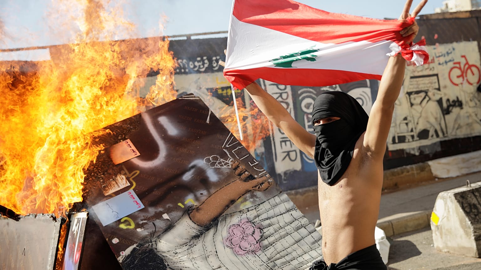 تحت ضغط الشارع .. البرلمان اللبناني يرجئ جلسة تشريعية مثيرة للجدل