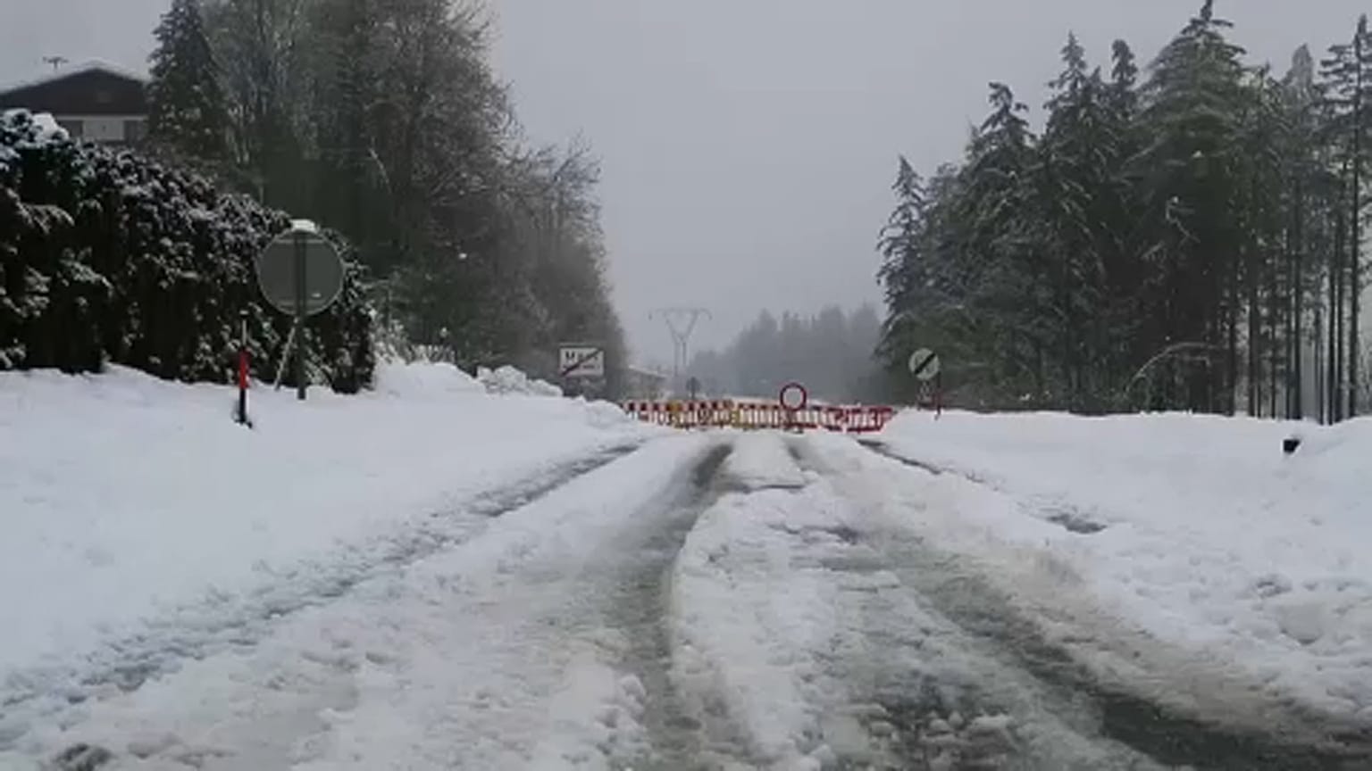 Katasztrófahelyzet Ausztriában