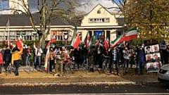 تجمع مخالفان جمهوری اسلامی در برابر سفارت ایران در بروکسل و پاریس