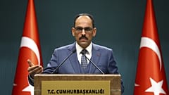 Cumhurbaşkanlığı Sözcüsü İbrahim Kalın, Cumhurbaşkanlığı Külliyesi'nde basın toplantısı düzenledi.
 ( Halil Sağırkaya - Anadolu Ajansı )