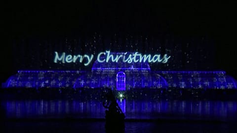 A million lights illuminate London's Royal Botanical Gardens 