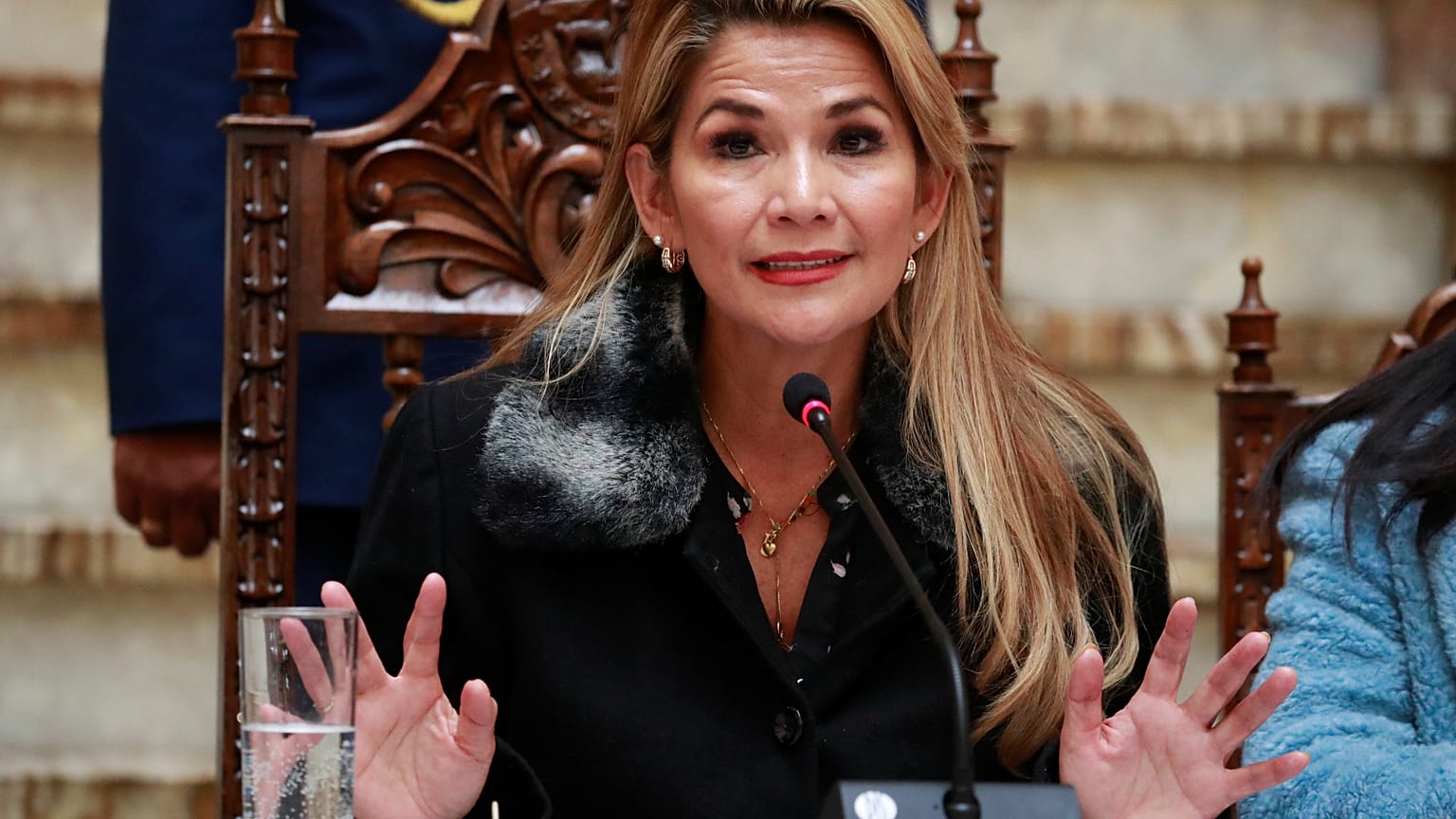 La presidenta interina de Bolivia Jeanine Áñez