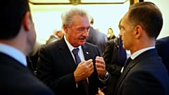 وزير خارجية لوكسمبورج جان أسلبورن 