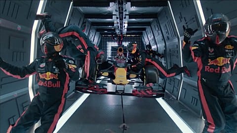 F1 team realises the challenge of changing tyres in weightlessness