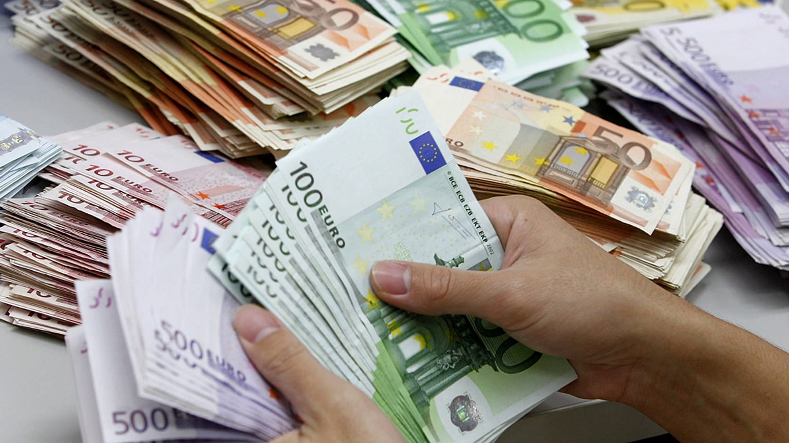 ΟΟΣΑ: Προβλέπει ρυθμό ανάπτυξης της ελληνικής οικονομίας 2,1% το 2020