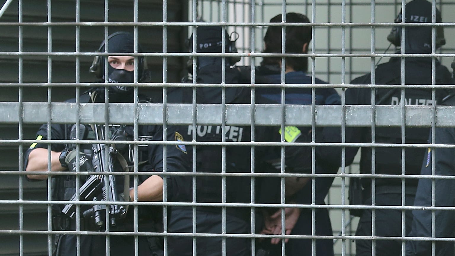 Almanya ilk kez Suriye'den bir IŞİD zanlısı vatandaşını ülkeye kabul edecek